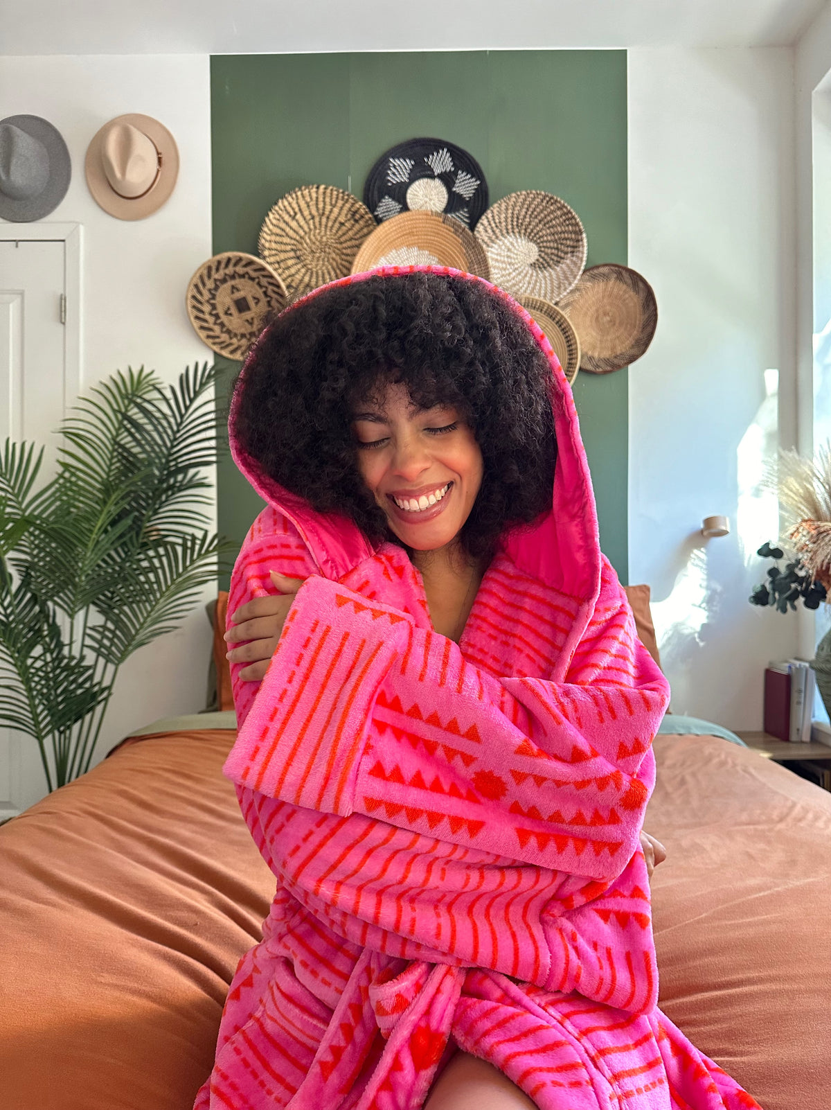 Mannaa African Print Lightweight Fleece Bathrobe with satin lined hood with pockets