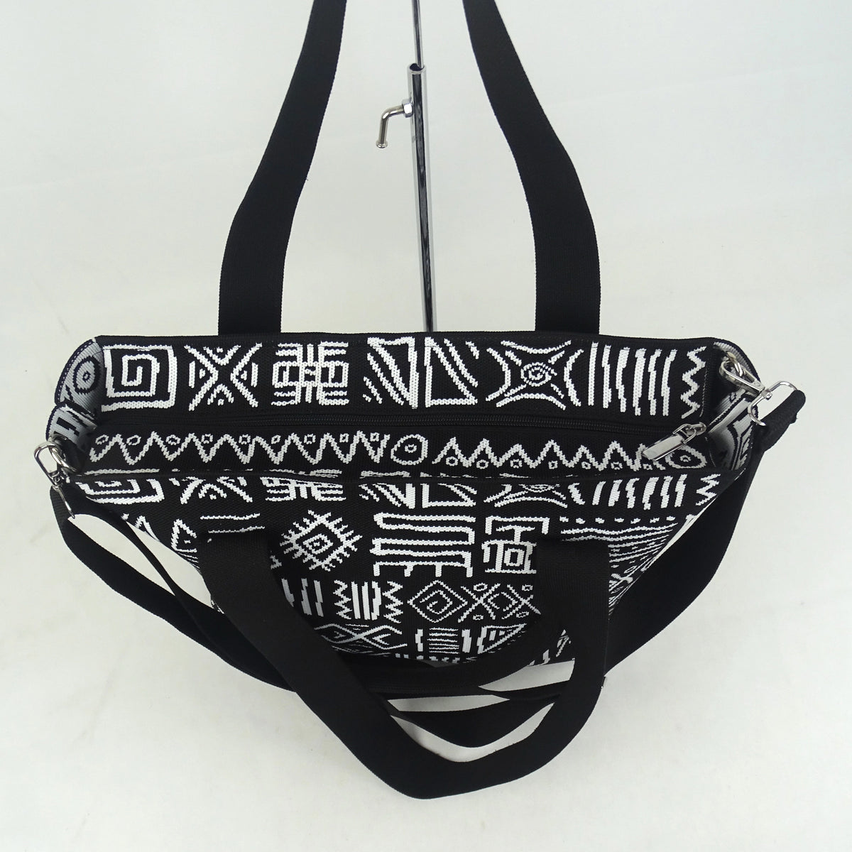 Manka Medium Tote Bag