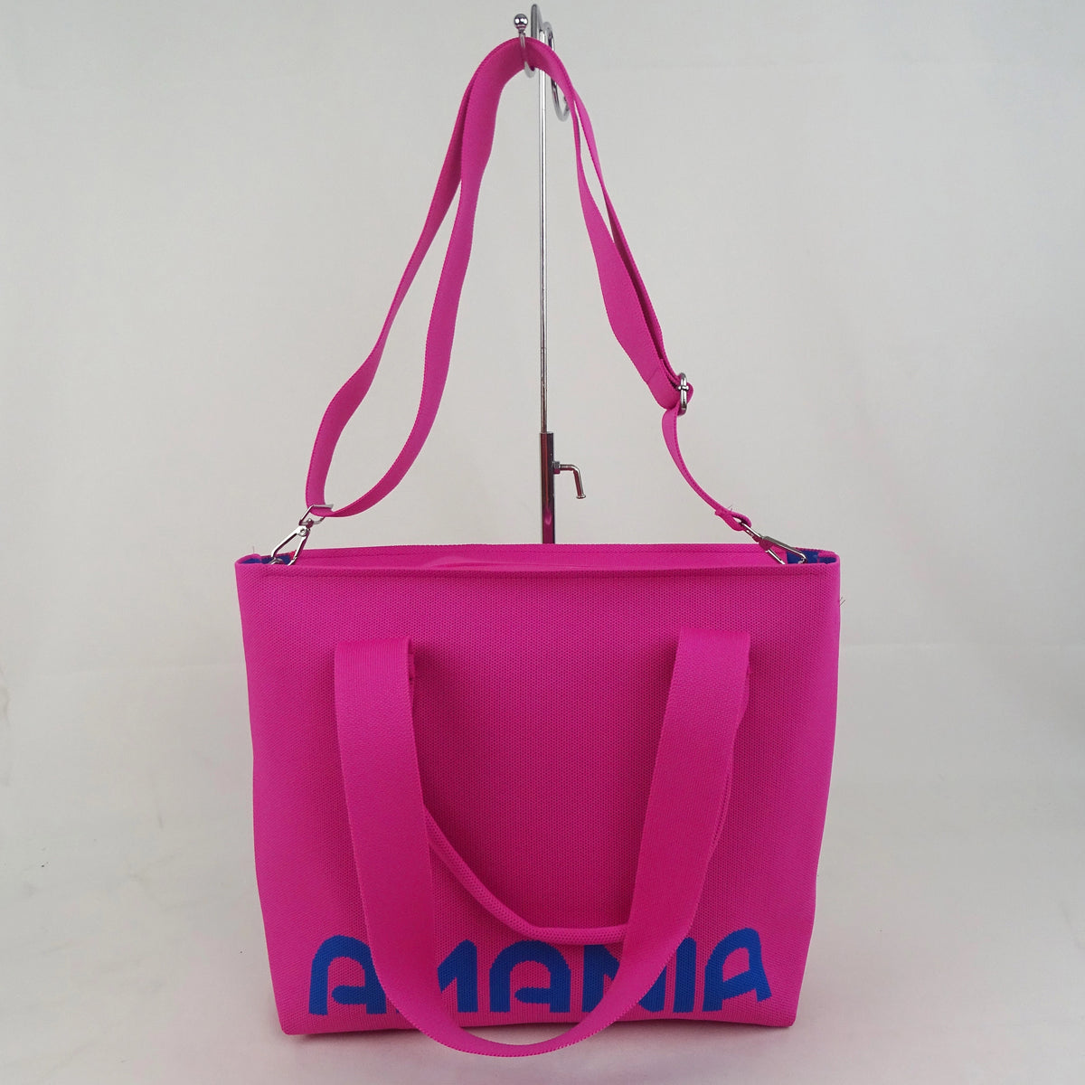 Nyark Solid Medium Tote Bag
