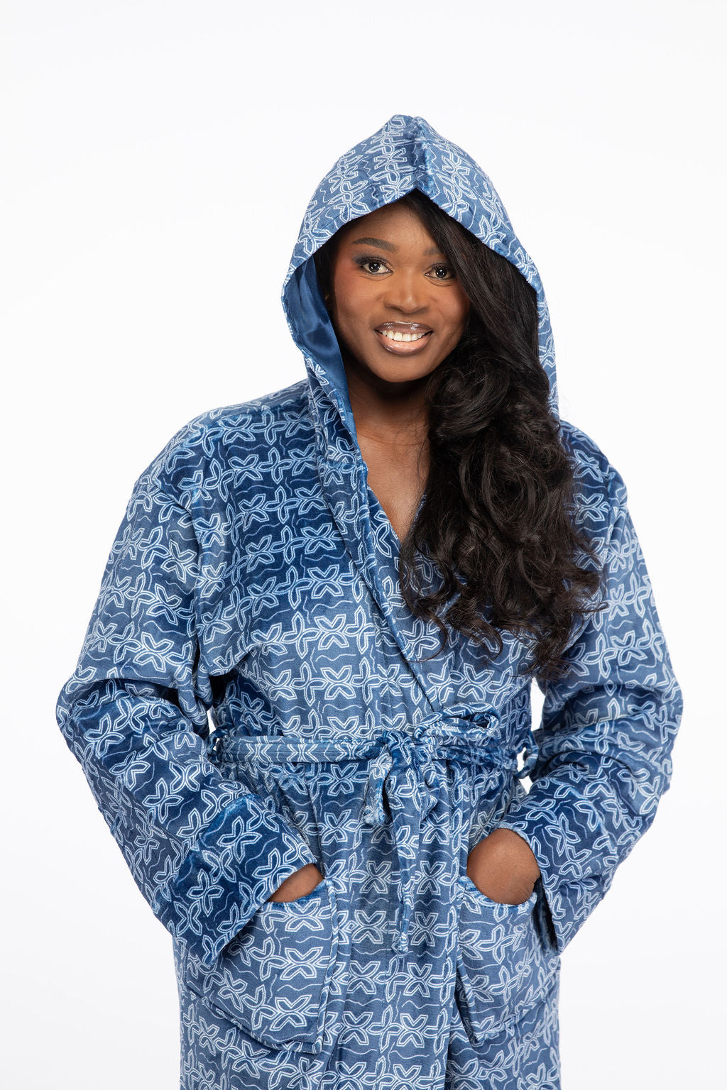Mamee African Print Thick Fleece Bathrobe with satin lined hood and two pockets